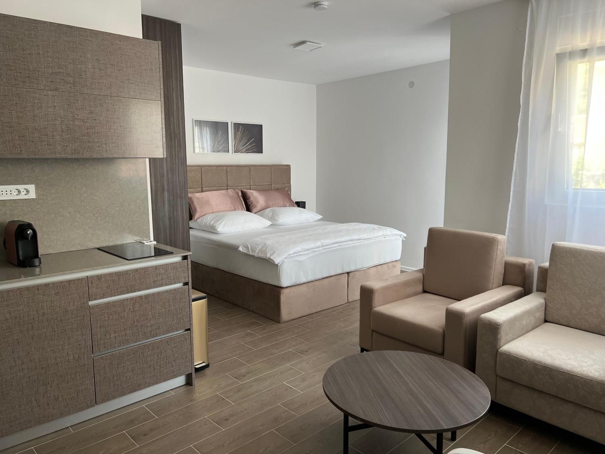 Madamik Apartments 比耶拉 外观 照片